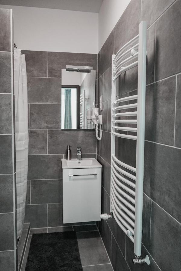 Downtown Pearl Apartments Budapest Ngoại thất bức ảnh