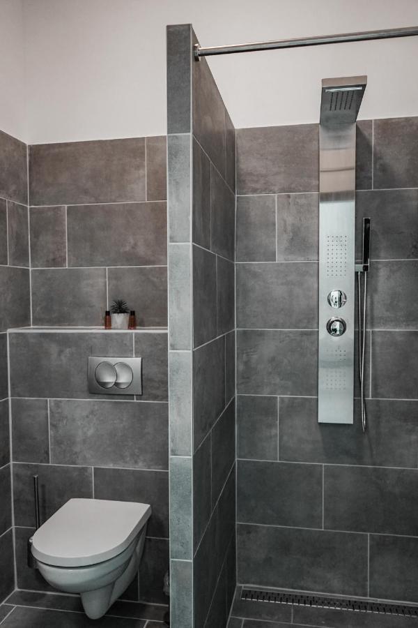 Downtown Pearl Apartments Budapest Ngoại thất bức ảnh